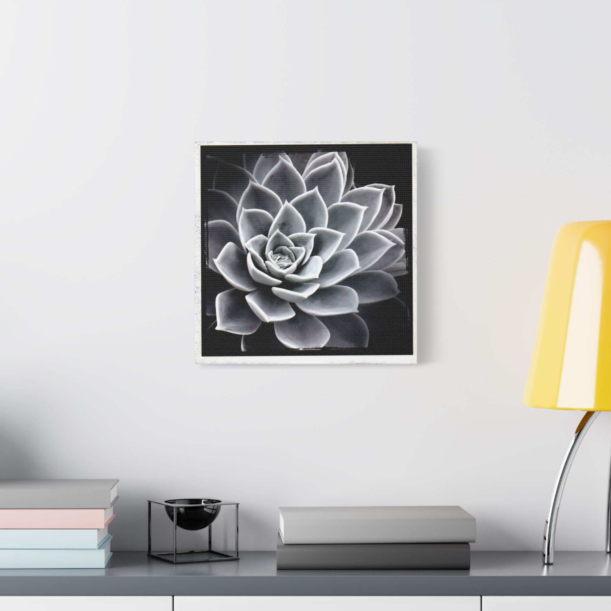 Succa Satin Canvas, Stretched