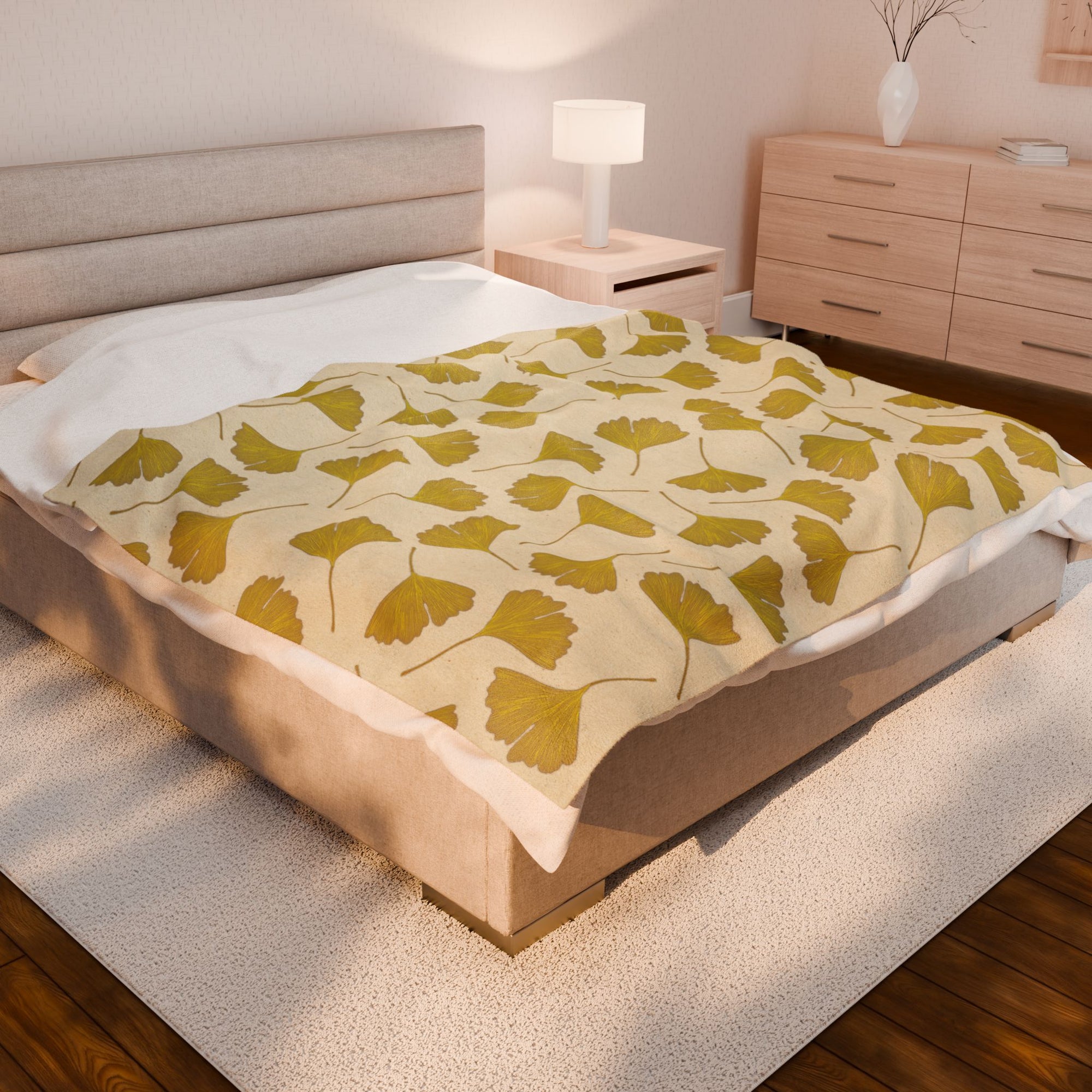 Ginkgo Leaf Velveteen Plush Blanket