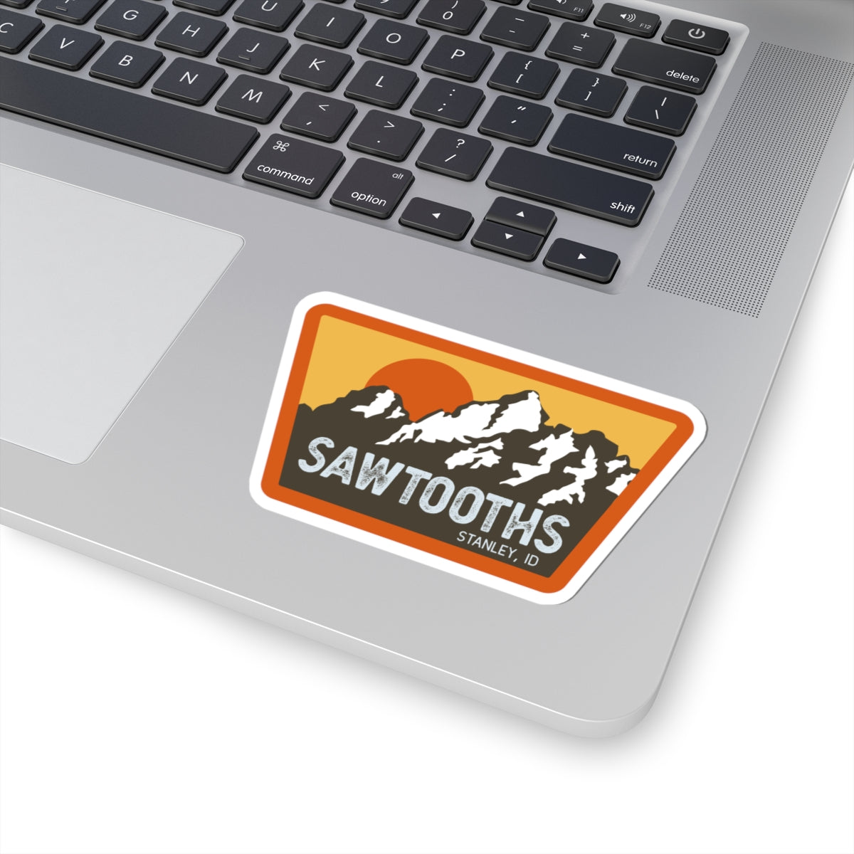 Sawtooths Mountain Sticker — Stanley ID Retro Sunset Kiss-Cut Sticker