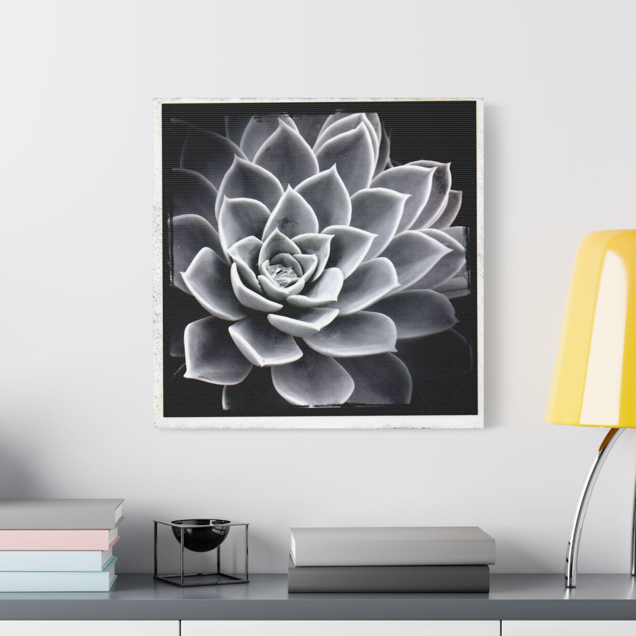 Succa Satin Canvas, Stretched